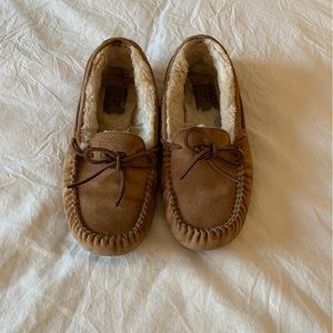 UGG MOCCASINS